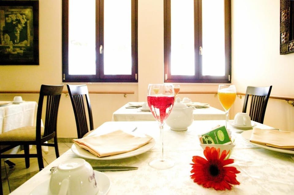 Apulia Hotel Taranto Ara Solis Hotel in Province of Taranto