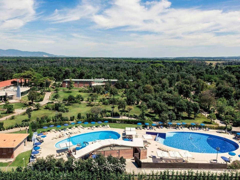 TH Tirrenia - Green Park Resort Hotel in Tuscany