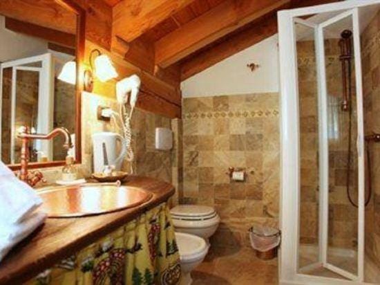 Eco Chalet Maison Dominique Hotel in Aosta Valley, Italy