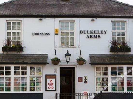 Bulkeley Arms Hotel in Menai Bridge