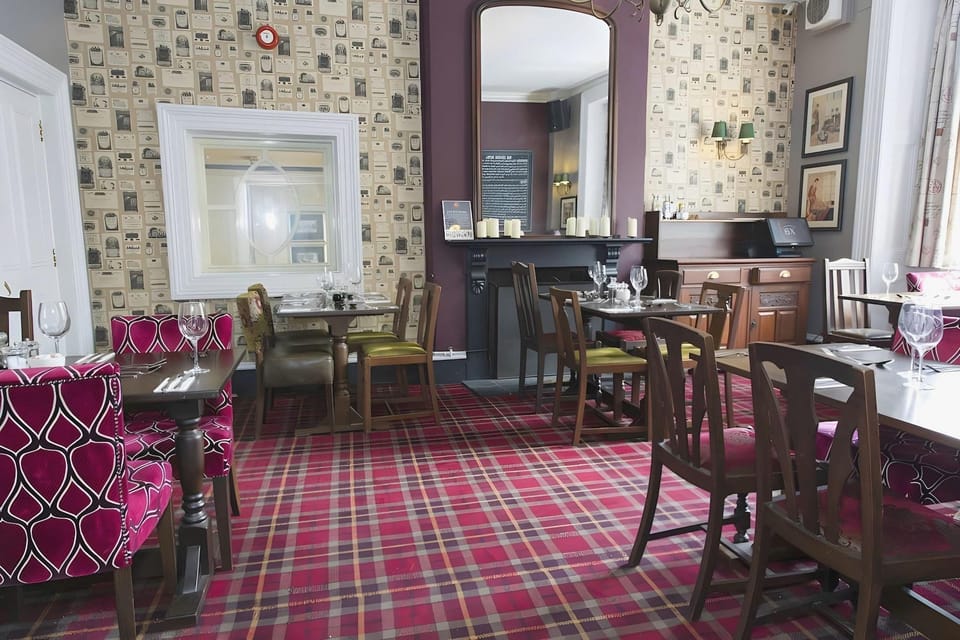 George Hotel & Granary Hotel in Frome