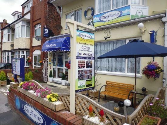 Home and Away Guesthouse Hotel in Bridlington