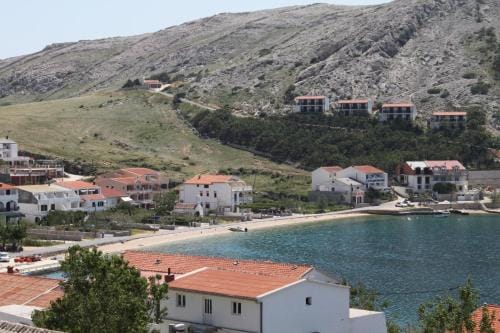 Rooms by the sea Metajna, Pag - 6487 Hotel in Zadar County