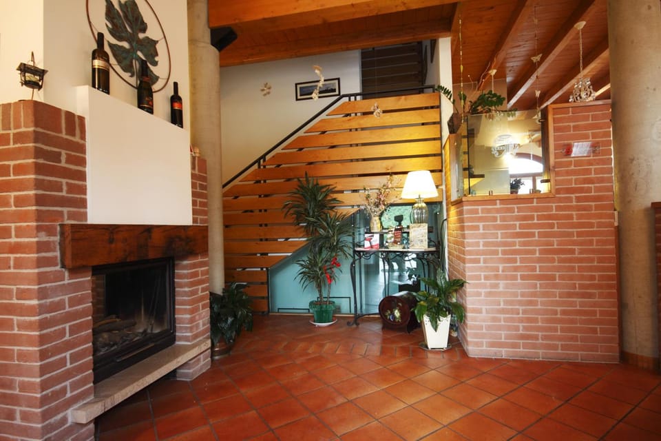 Agriturismo Gaggioli Borgo Delle Vigne Hotel in Emilia-Romagna