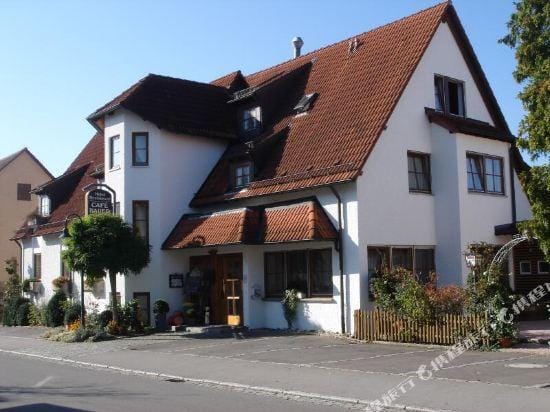 Hotel Bauer Großbettlingen Hotel in Baden-Württemberg