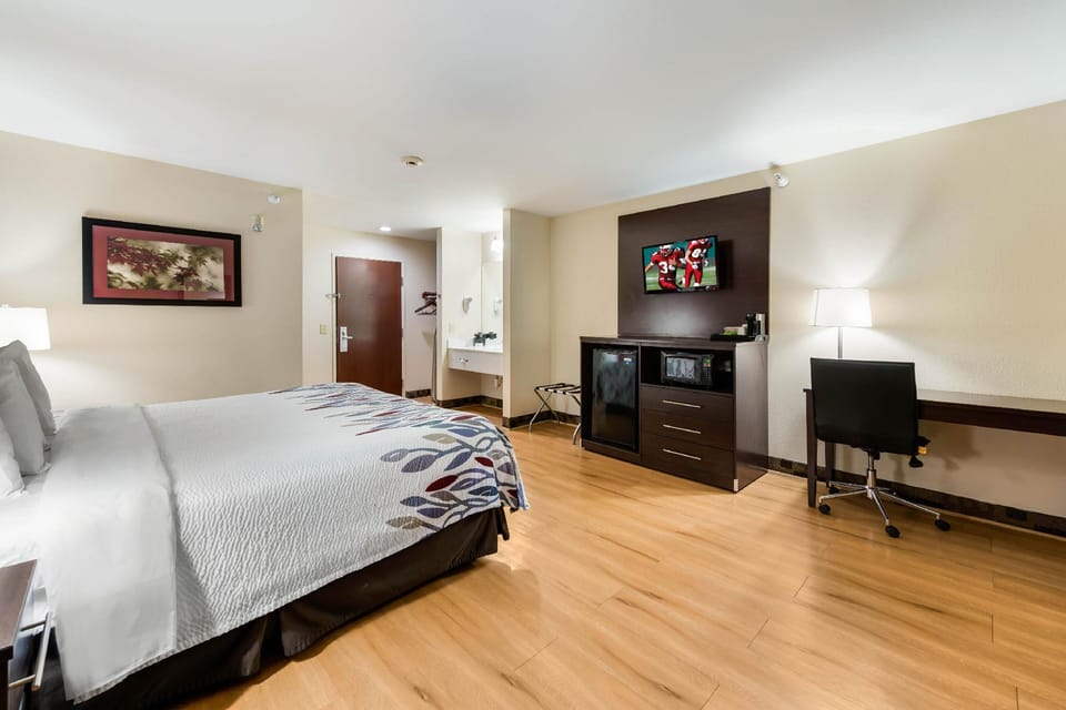 Red Roof Inn & Suites Monee Hotel in Indiana