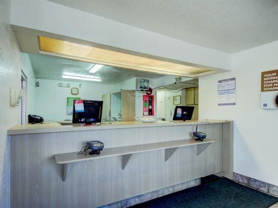 Avera Suites Hotel in Muskogee