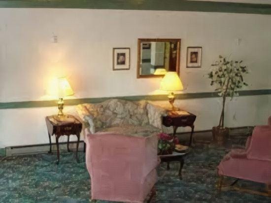 Surrey Inn Ashland Hotel in Ohio