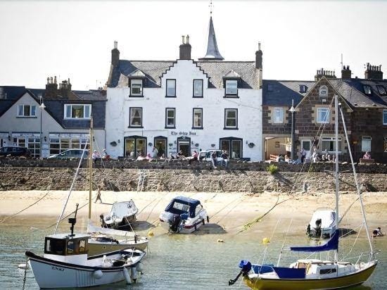 The Ship Inn Hotel in Stonehaven