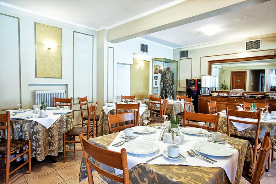 Anastassiou Hotel - Bike and motorcycle friendly hotel Hotel in North Macedonia