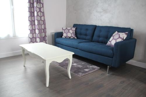 Cosy Apparts Suresnes La Defense Hotel in Puteaux