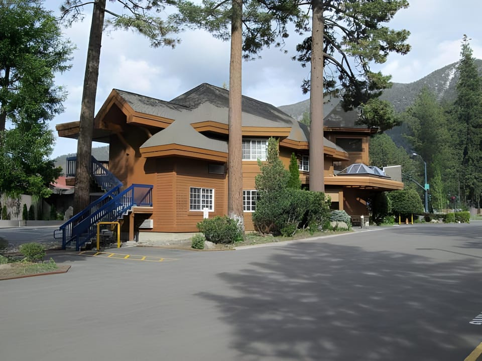 Holiday Inn Express South Lake Tahoe Hotel in South Lake Tahoe