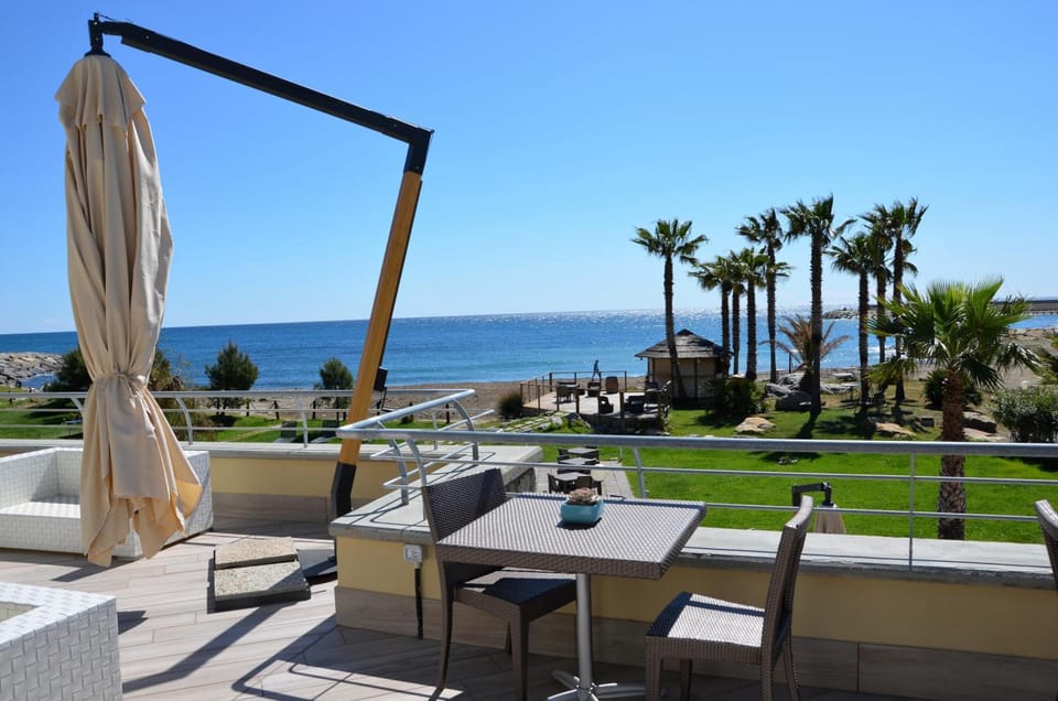 Aregai Marina Hotel & Residence Hotel in Liguria