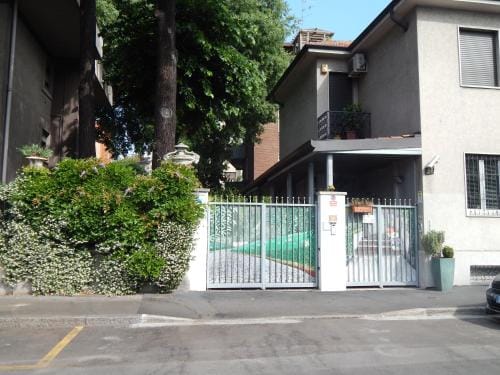Forte House Hotel in Milan