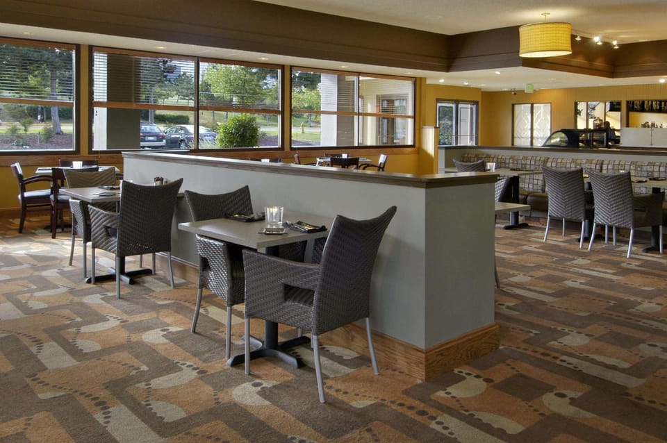 Red Lion Hotel Seattle Airport Hotel in SeaTac