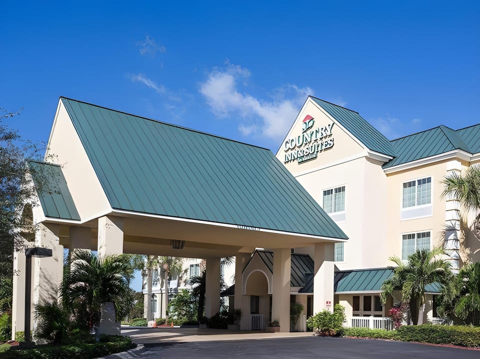 SureStay Plus Hotel by Best Western Vero Beach Hotel in Indian River