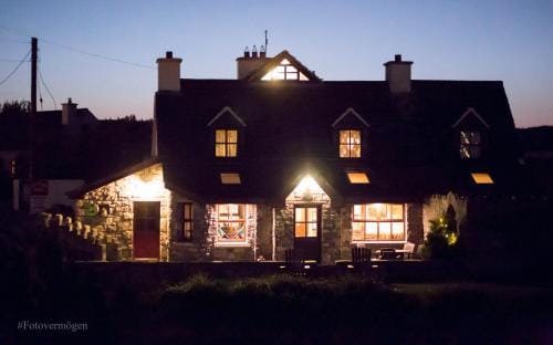 Aille River Tourist Hostel and Campsite Doolin Hostel in Doolin