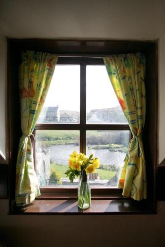 Aille River Tourist Hostel and Campsite Doolin Hostel in Doolin