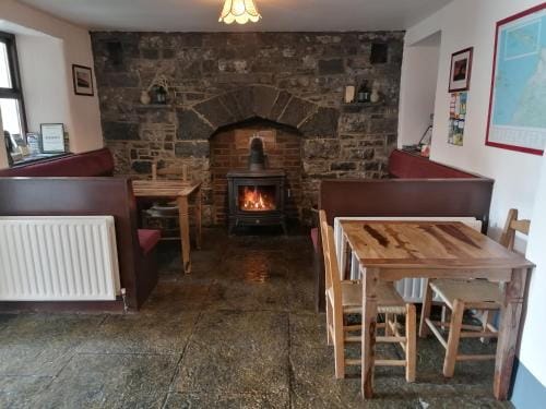 Aille River Tourist Hostel and Campsite Doolin Hostel in Doolin