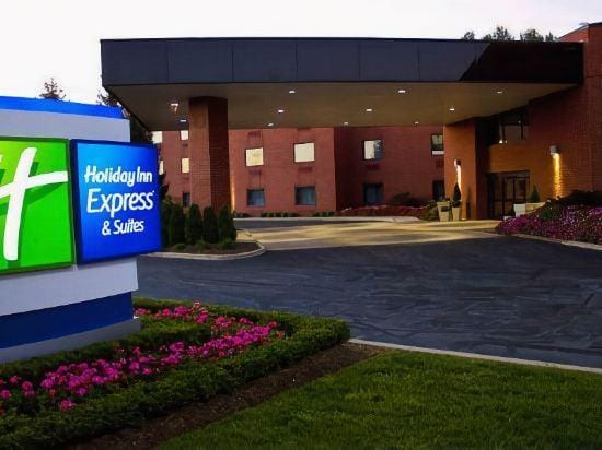 Wingate by Wyndham Mentor Oh Hotel in Mentor