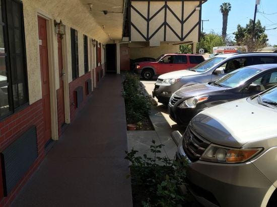 Executive Suites Inn Hotel in Westminster