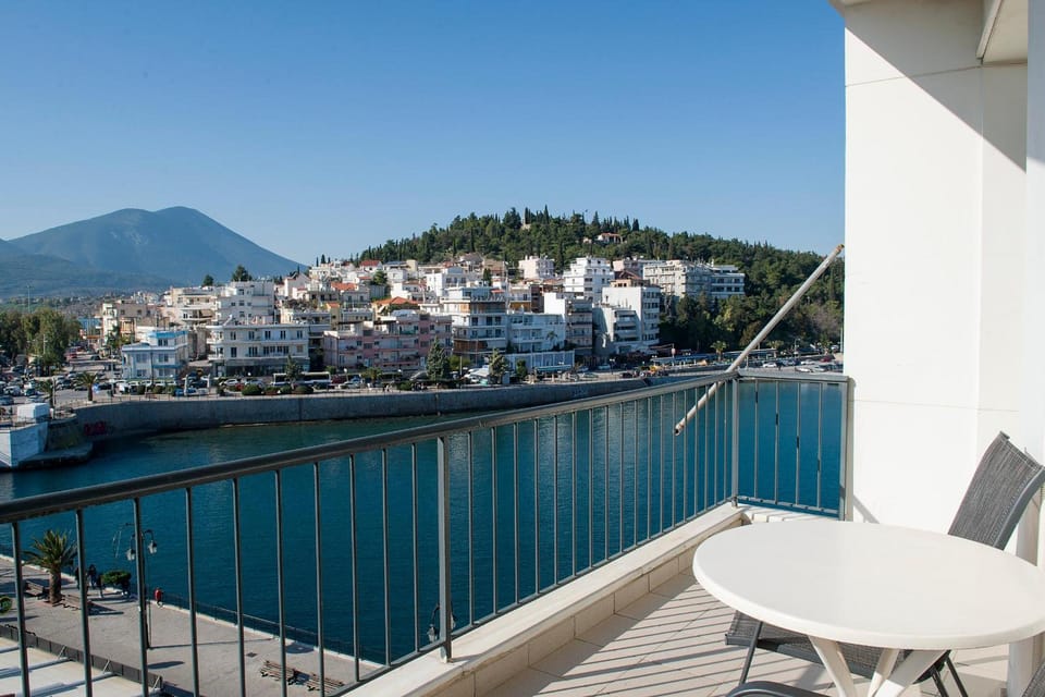 LUCY HOTEL Apartment hotel in Euboea