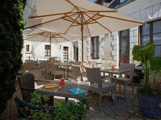 Logis Hotels Restaurant le Relais Chenonceaux Hotel in Centre-Val de Loire