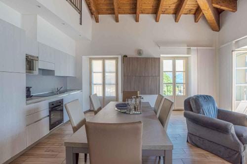 Maioliche Apartments Griante Hotel in Tremezzina