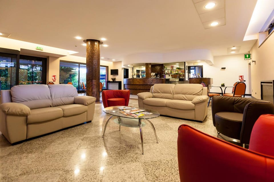 Bar/lounge