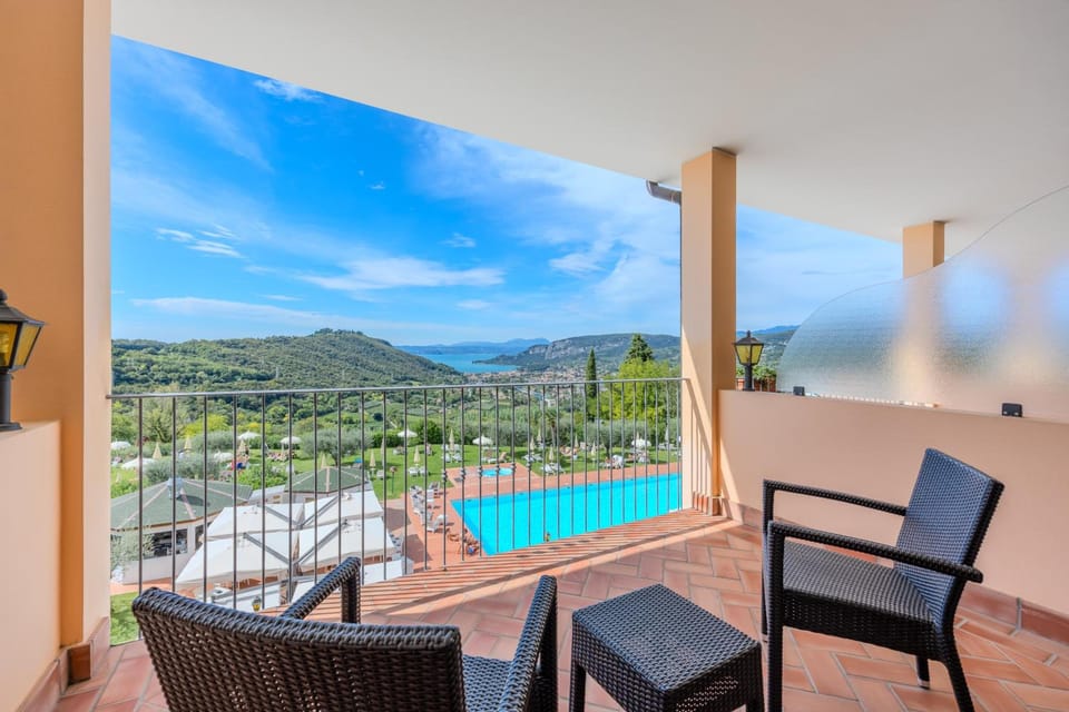 Hotel Boffenigo - The Golden Hour Hotel in Lake Garda