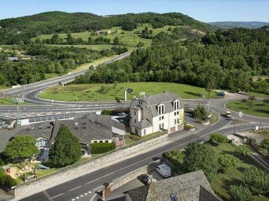 Hotel-Restaurant le Calice du Gevaudan - A75 Hotel in Auvergne-Rhône-Alpes