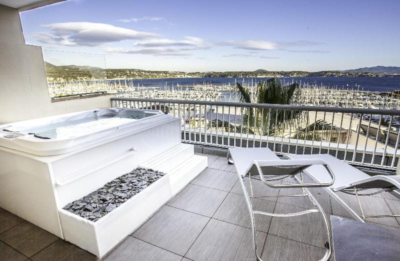 Thalazur Bandol Ile Rousse - Hotel & Spa Hotel in French Riviera