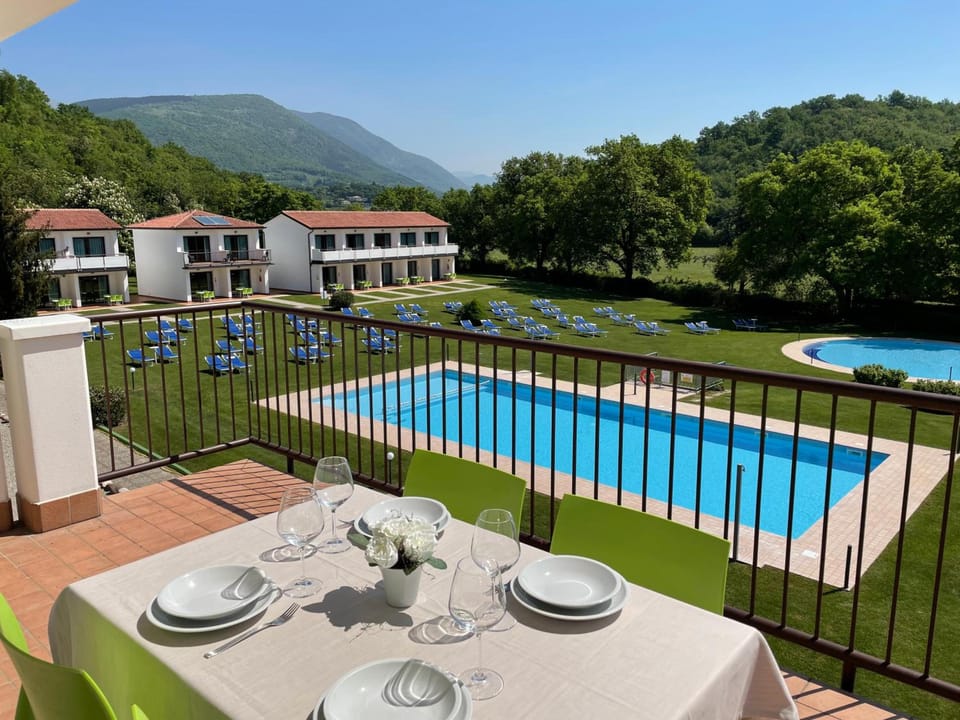 Bran & Denise Residence Apartment hotel in Lake Garda