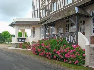 Hostellerie Saint Pierre Hotel in Normandy