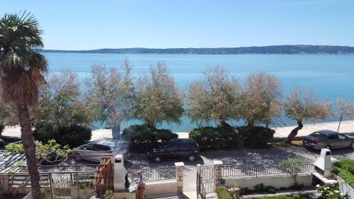 Apartments Mateljan 1715 Hotel in Šibenik-Knin County, Croatia