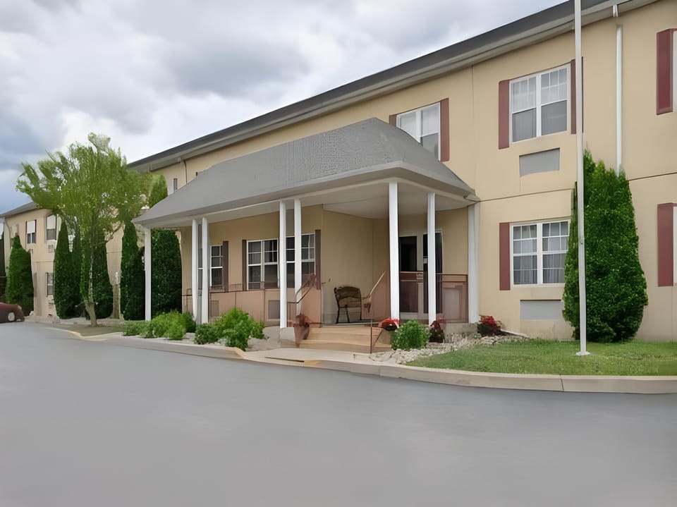 Super 8 Maumee/Toledo, Oh Hotel in Maumee