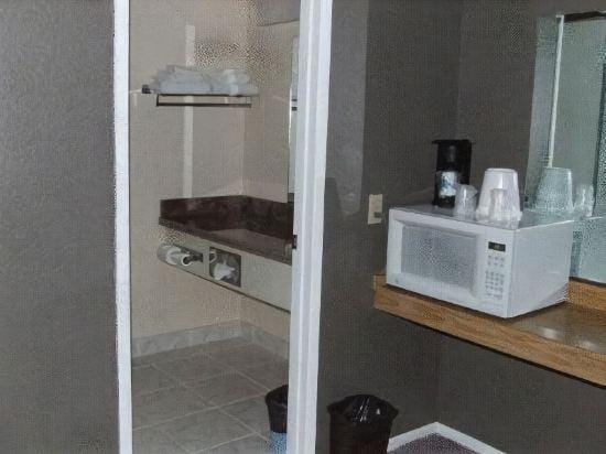 Cozy Inn Hotel in Costa Mesa
