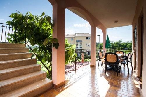 Apartments Dara Hotel in Monterol