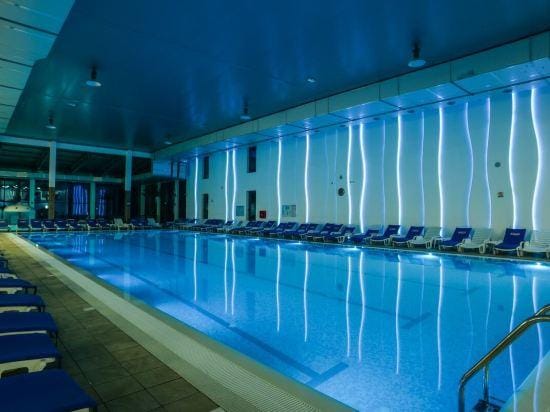 Garni Hotel Hollywoodland Wellness & Aquapark Hotel in Belgrade