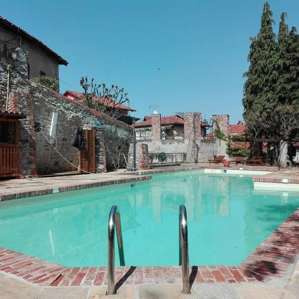 Castello Rosso Hotel in Piedmont