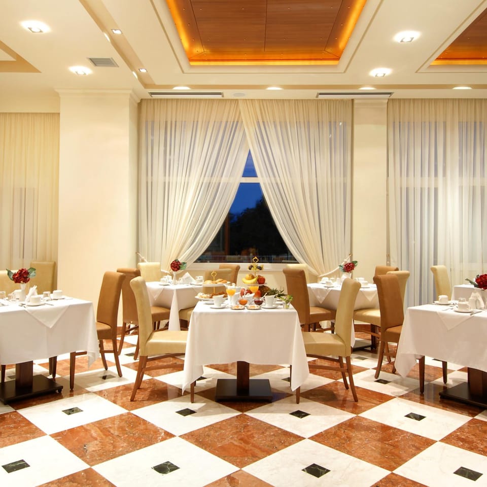 Chloe Luxury Hotel Hotel in North Macedonia