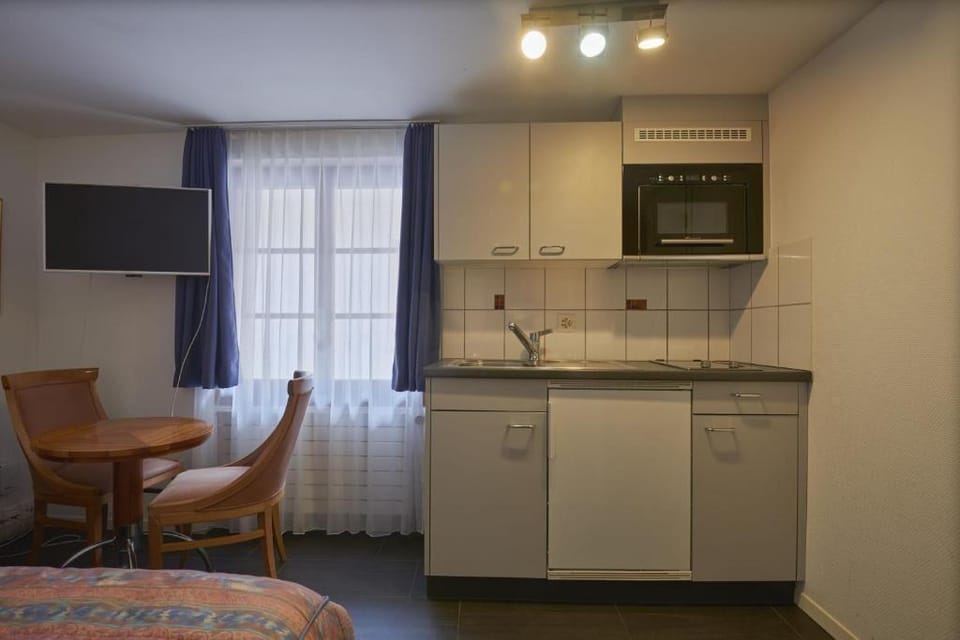 Hotel Hine Adon Fribourg Hotel in Fribourg
