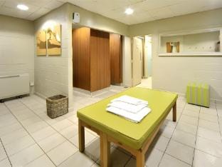 Eight Acres Hotel Hotel in Elgin