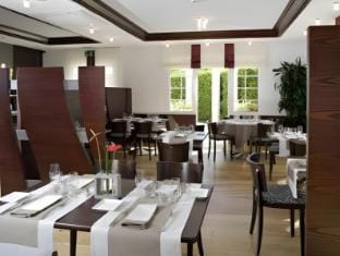 Cottage Logis Hotel - Restaurant Hotel in Luxembourg District, Luxembourg