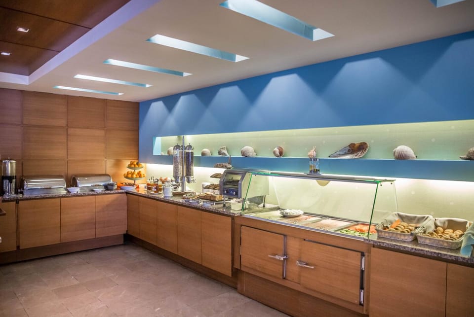 Dolfin Hotel in Peloponnese Region