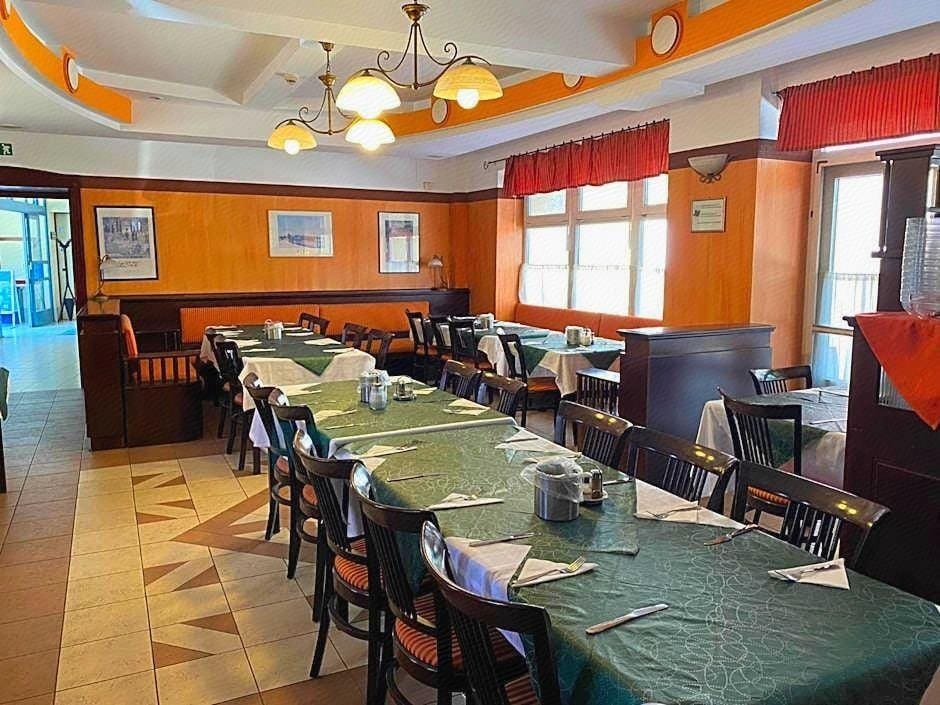 Tisza Alfa Hotel Hotel in Szeged