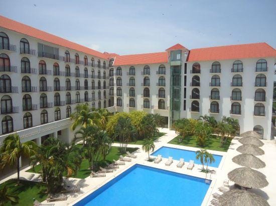 Hotel Caracol Plaza Hotel in Puerto Escondido