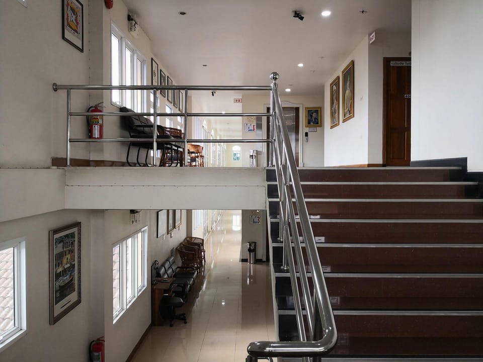 Phadaeng Hotel Hotel in Laos