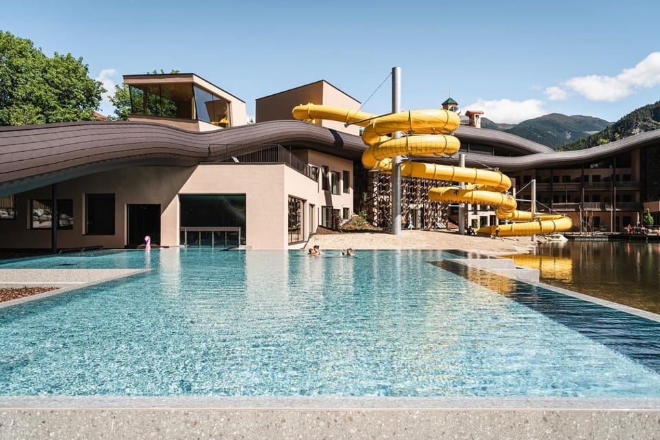 Falkensteiner Family Resort Lido l 4 Star Superior Hotel in Trentino-South Tyrol