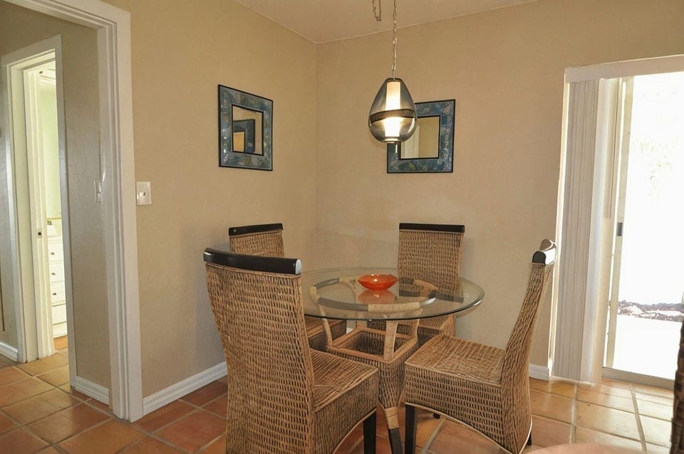 Lido Islander Inn Hotel in Lido Key